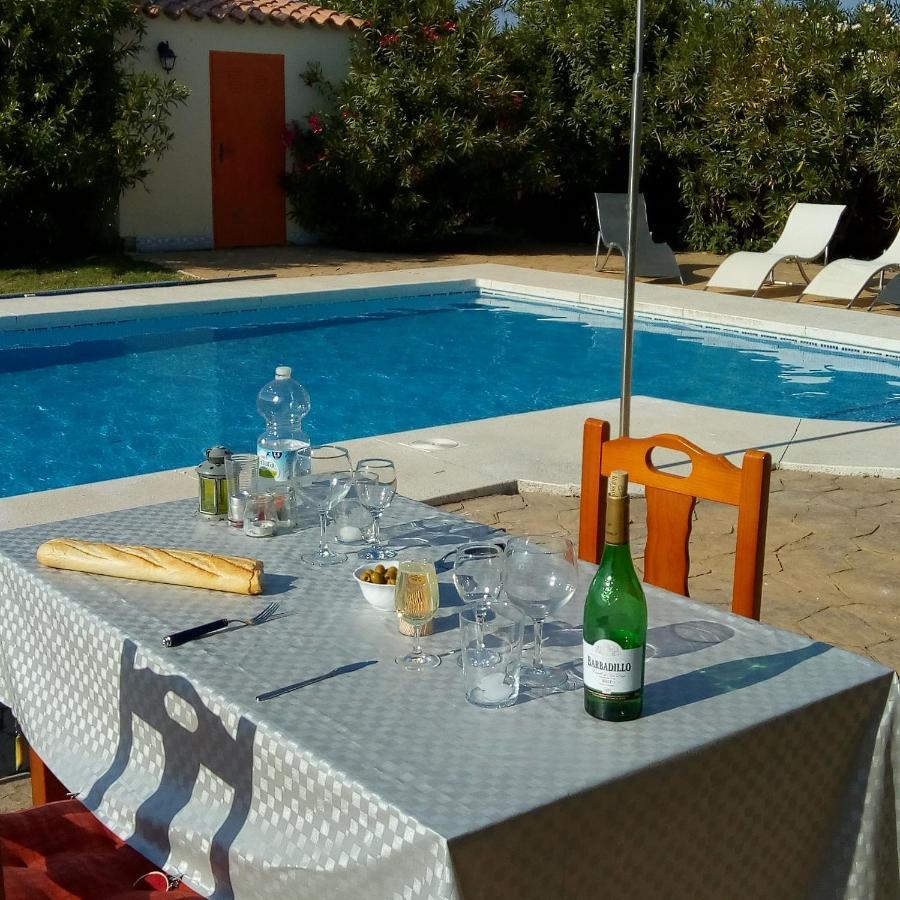 Traumhaus Fuer 6 Personen Mit Spektakulaerem Privaten Pool Und Schoenem Ausblick In Die Natur Hozanejos Εξωτερικό φωτογραφία
