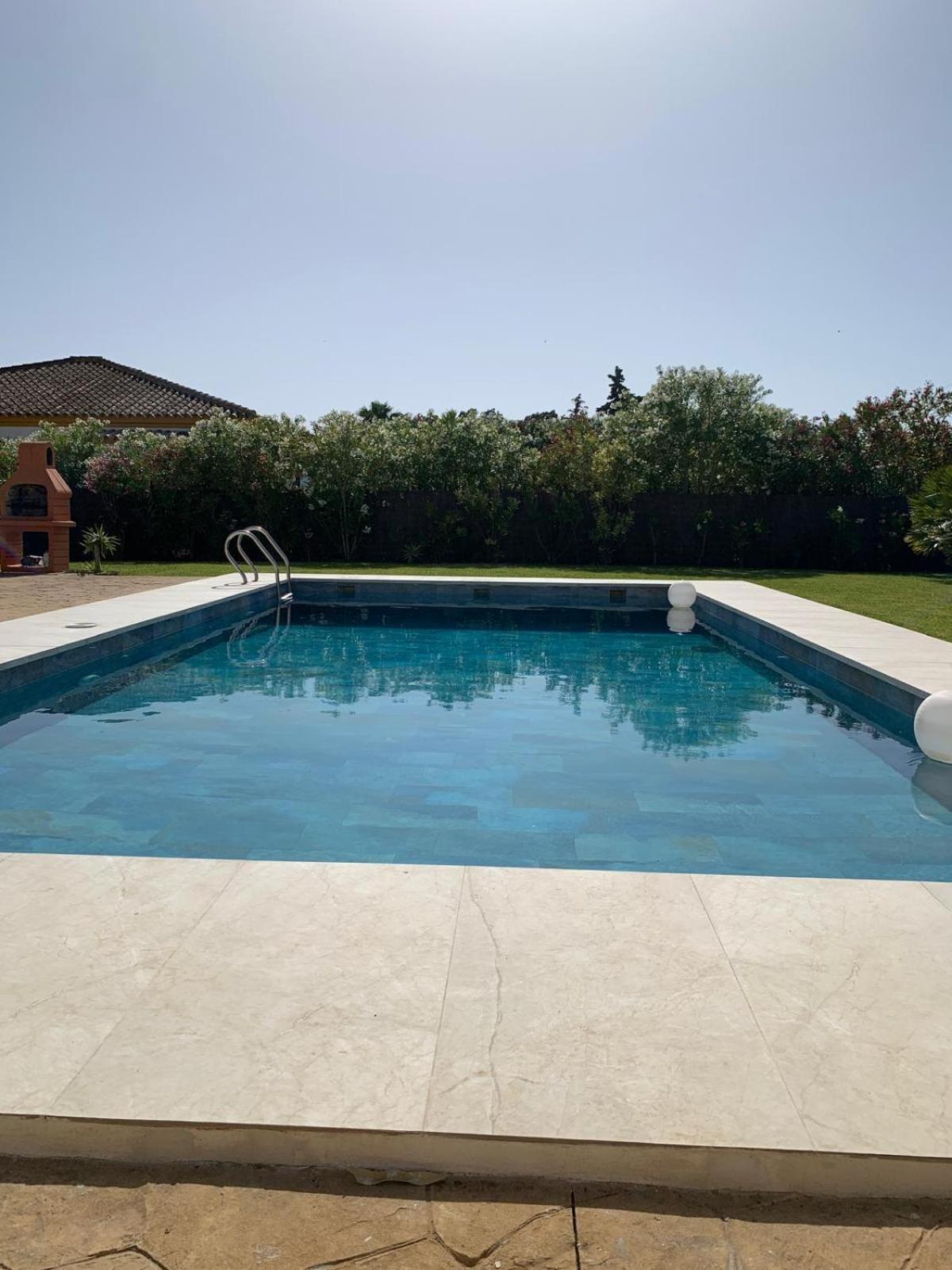 Traumhaus Fuer 6 Personen Mit Spektakulaerem Privaten Pool Und Schoenem Ausblick In Die Natur Hozanejos Εξωτερικό φωτογραφία
